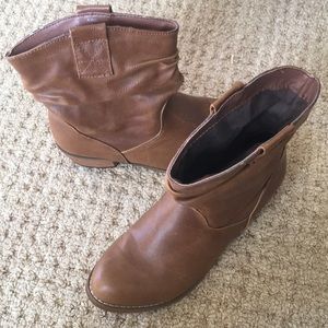 Steve Madden Alrick Slouchy ankle boot